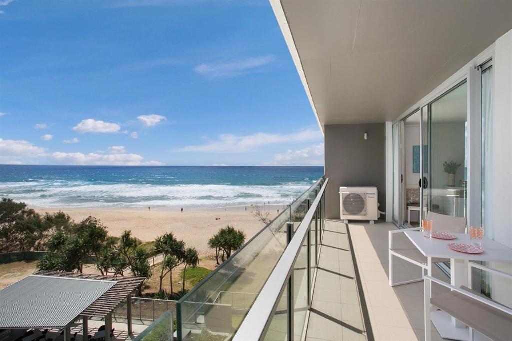 One The Esplanade Apartments On Surfers Paradise 골드코스트 외부 사진