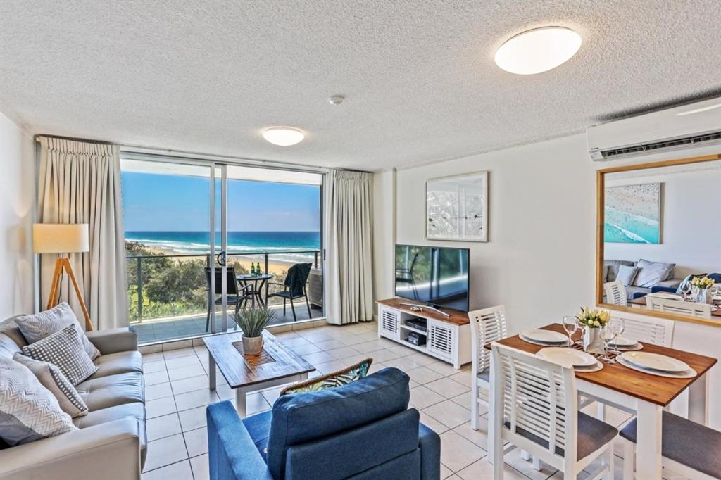 One The Esplanade Apartments On Surfers Paradise 골드코스트 외부 사진