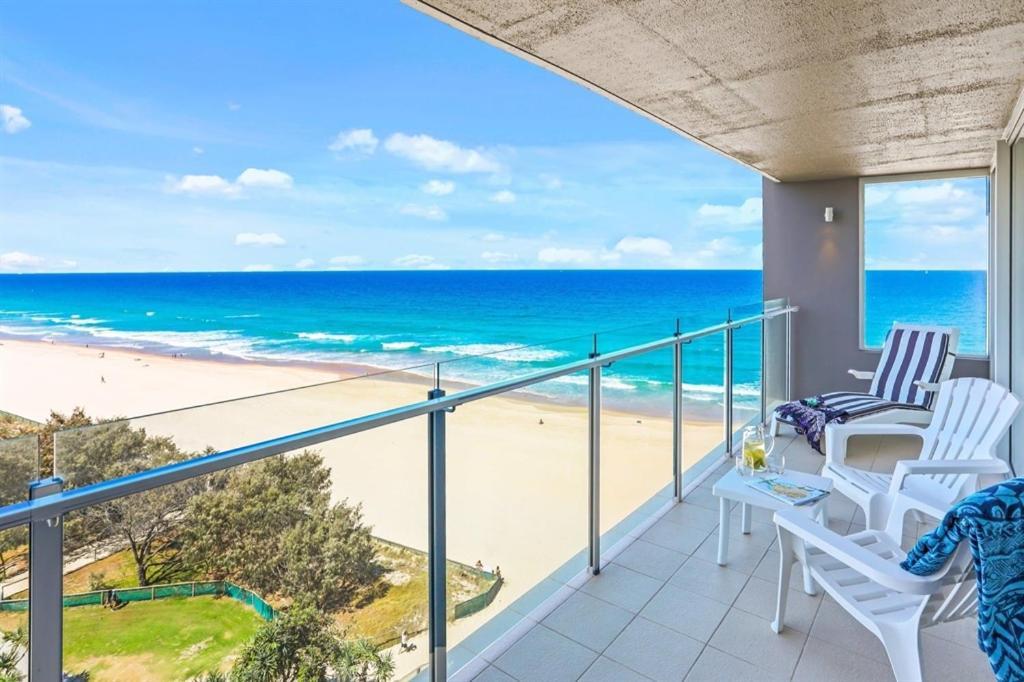 One The Esplanade Apartments On Surfers Paradise 골드코스트 외부 사진