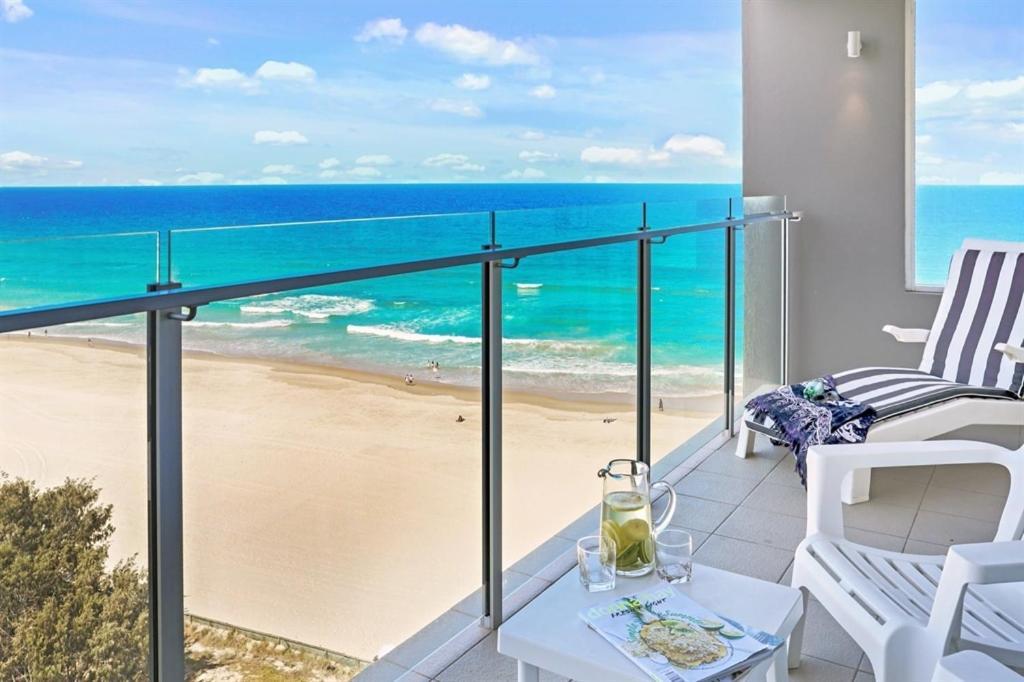 One The Esplanade Apartments On Surfers Paradise 골드코스트 외부 사진