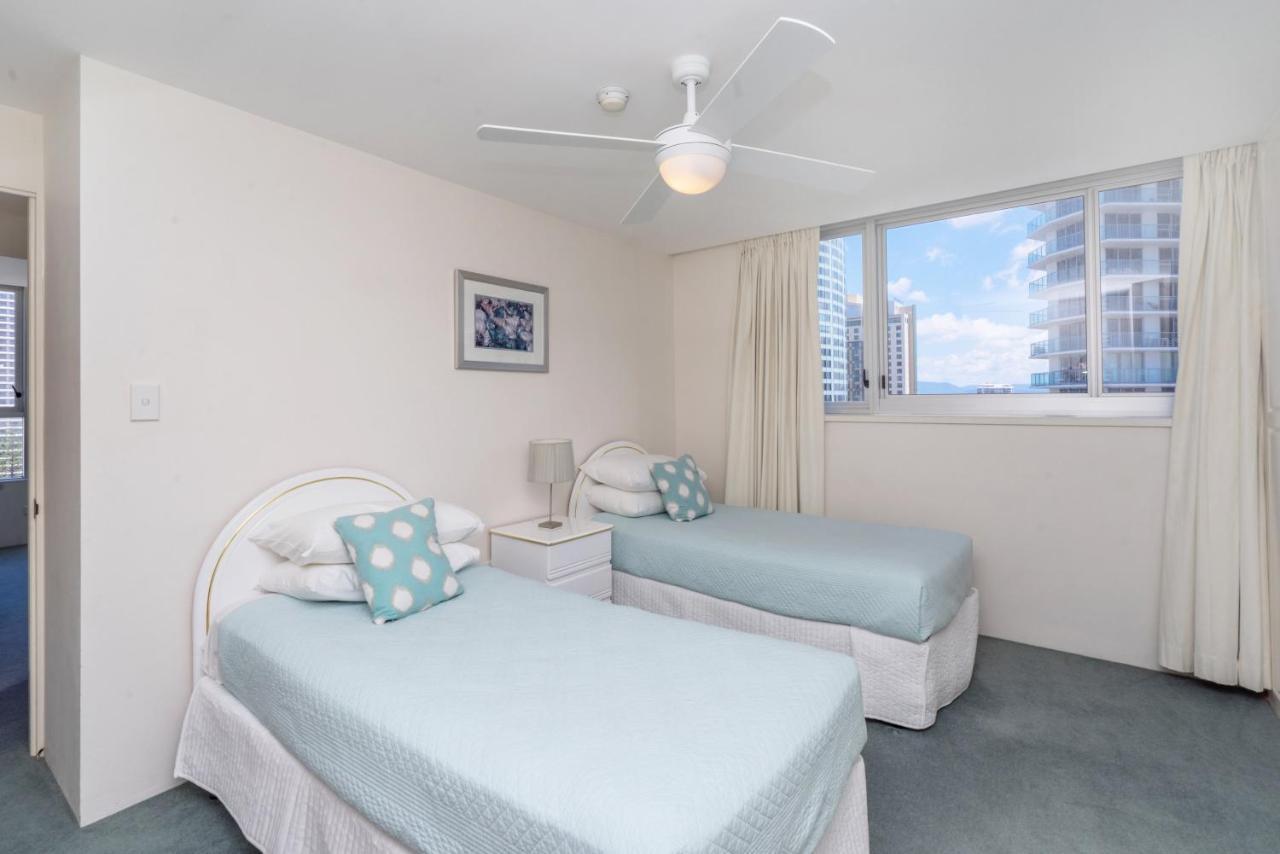 One The Esplanade Apartments On Surfers Paradise 골드코스트 외부 사진