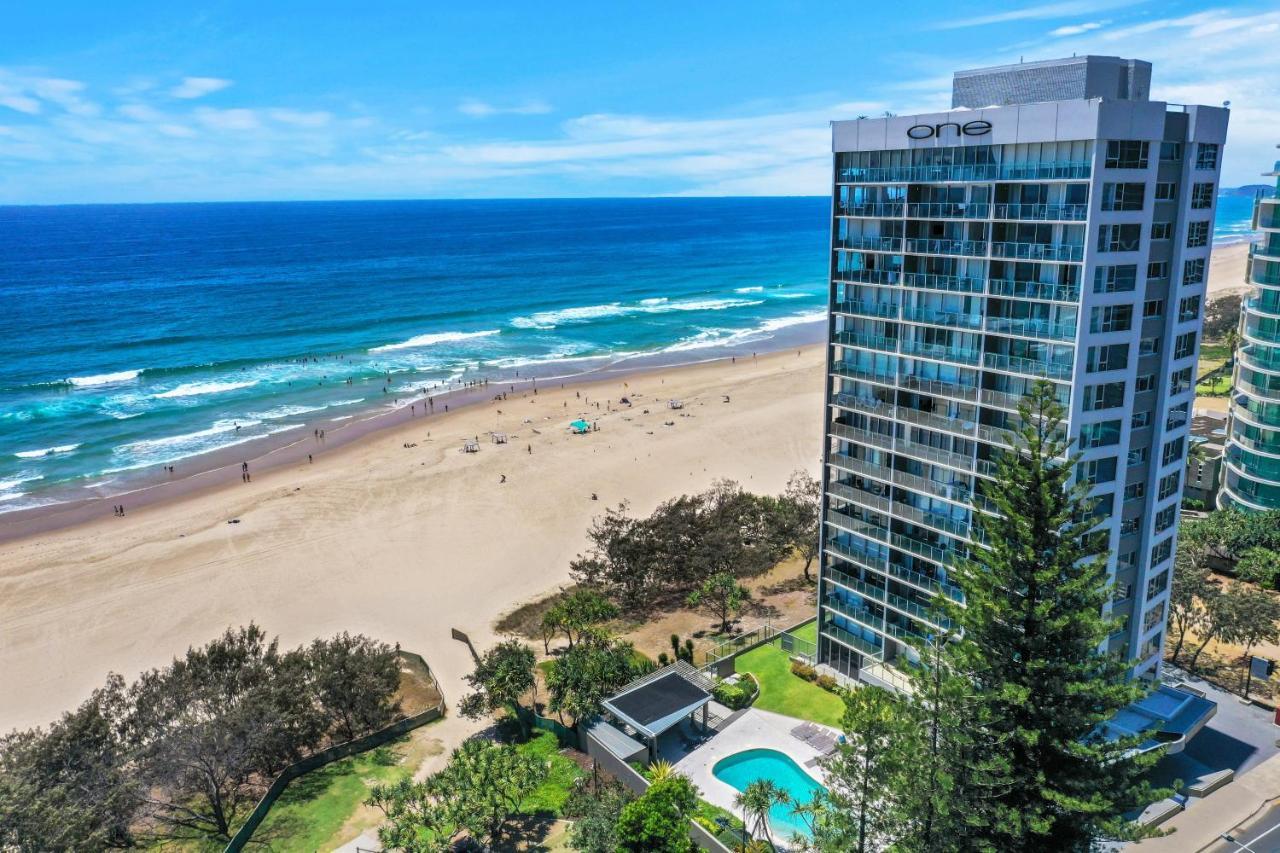 One The Esplanade Apartments On Surfers Paradise 골드코스트 외부 사진