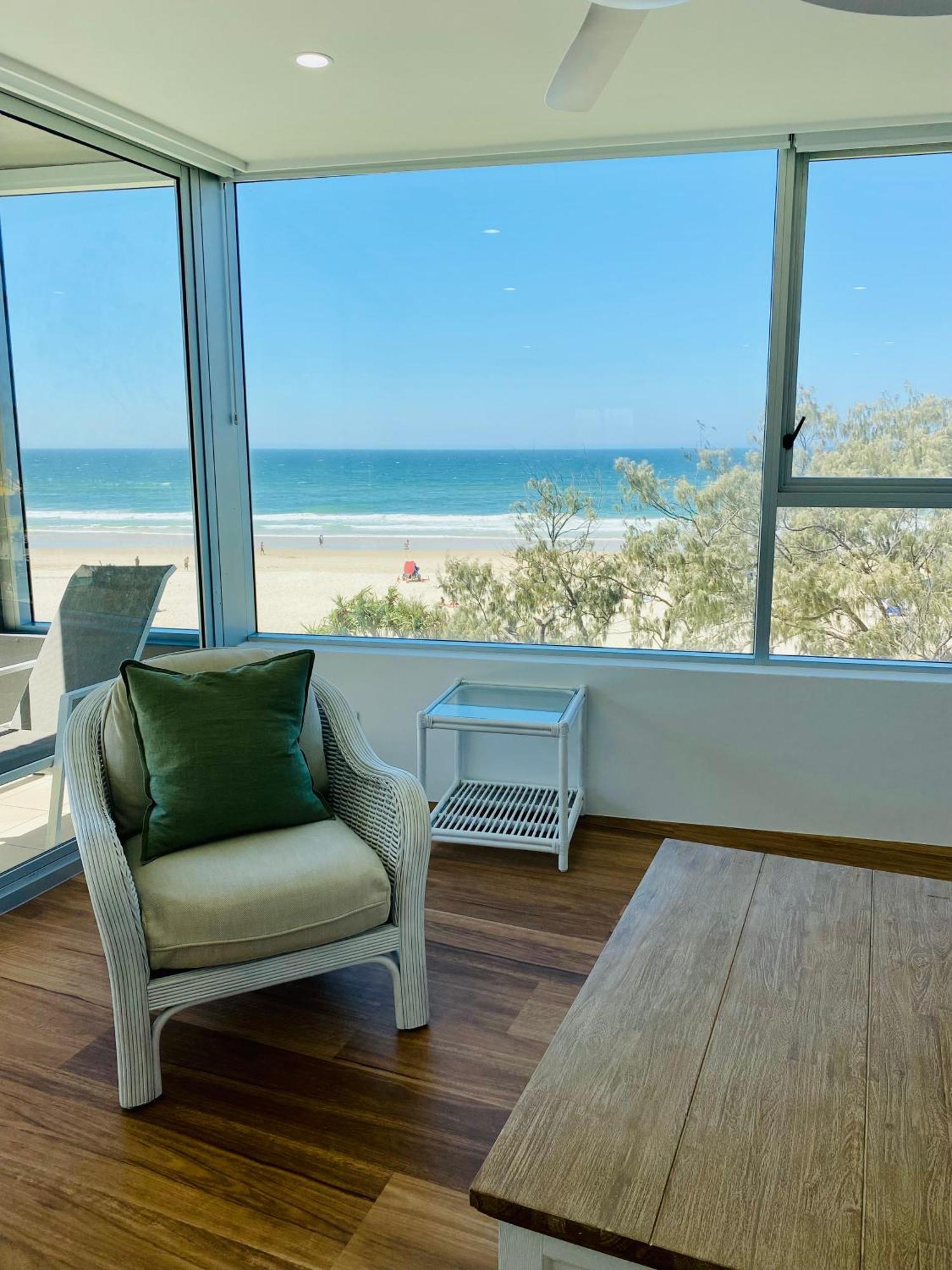 One The Esplanade Apartments On Surfers Paradise 골드코스트 외부 사진