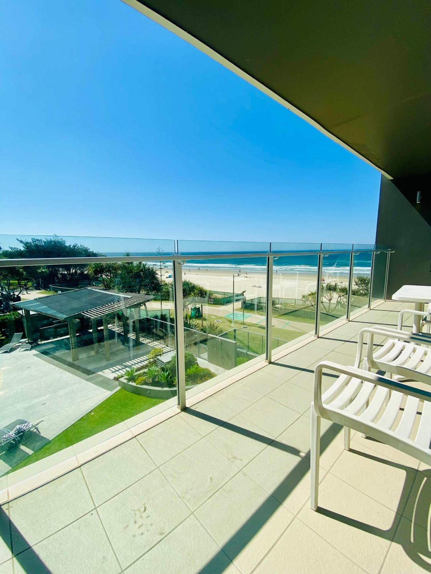 One The Esplanade Apartments On Surfers Paradise 골드코스트 외부 사진
