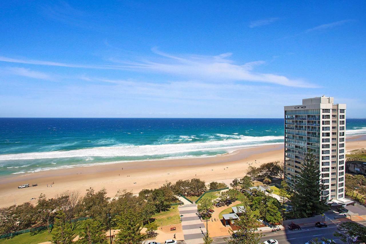 One The Esplanade Apartments On Surfers Paradise 골드코스트 외부 사진