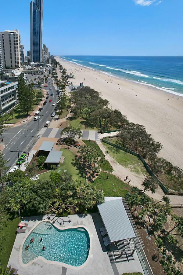 One The Esplanade Apartments On Surfers Paradise 골드코스트 외부 사진